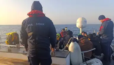 Ege'de Kaçak Göçmen Operasyonu: 33 Kişi Gözaltında